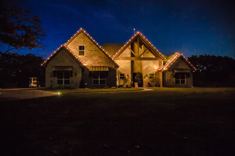 The Christmas Crew - Gallery - Watuaga Holiday Lighting Installation